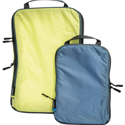 Verschillende maten van het product, ideaal voor het organiseren en beschermen van je spullen tijdens outdooractiviteiten.