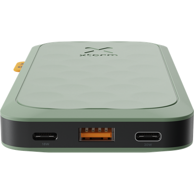 Xtorm Fuel Series 5 20W powerbank 10.000mAh (groen) - Handige en robuuste powerbank met 2x USB-C en 1x USB-A poort, ideaal voor opladen onderweg.