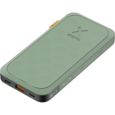 Xtorm Fuel Series 5 20W powerbank 10.000mAh (groen) - Robuuste powerbank met 2x USB-C en 1x USB-A poort, ideaal voor het opladen van meerdere apparaten tegelijk.